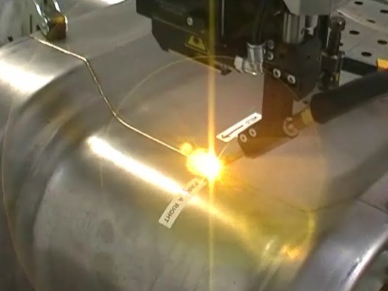 2、激光器焊接技術(shù)是利用什么原理？